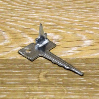 Скрытый шиповый металлический крепёж для террасной/палубной доски Ключ Террасный КТЦ Дектай 